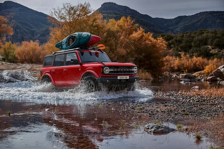 Ford präsentiert auf Caravan Salon neuen Ranger und neuen Bronco - attraktiver Querschnitt durch Produktprogramm