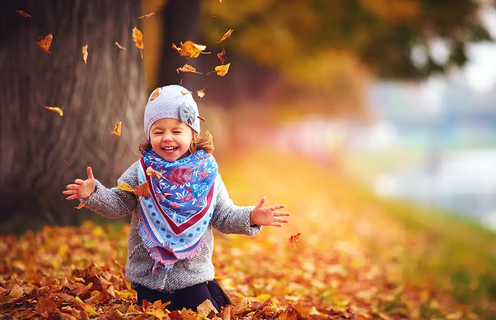 Outdoorspiele im Herbst (c) Shutterstock