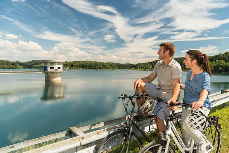 Das-Bergische-Land-Dhuenntalsperre-Radfahren-Fahrradfahren-Urlaub-Wandern-Wohnmobil