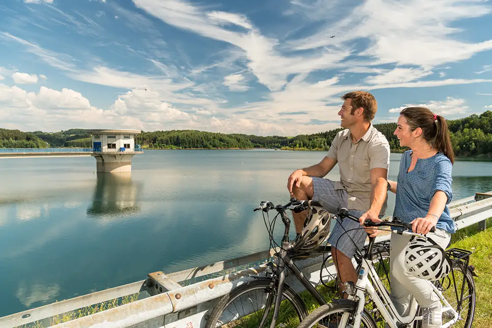 Das-Bergische-Land-Dhuenntalsperre-Radfahren-Fahrradfahren-Urlaub-Wandern-Wohnmobil