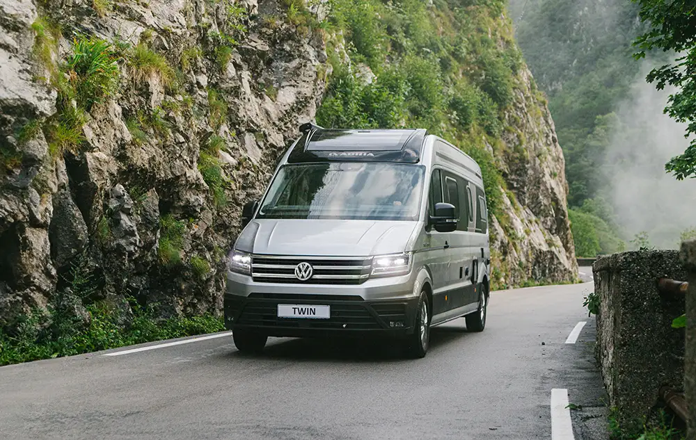ADRIA TWIN Max auf Volkswagen Crafter-Basis