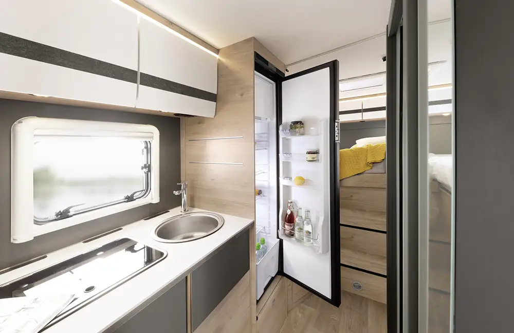 Dethleffs_Just_GoActive_2026_Kueche