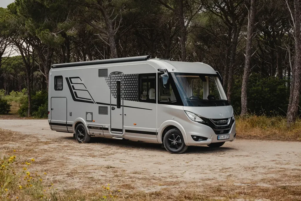 Die neue Hymer B-Klasse MasterLine BlackLine
