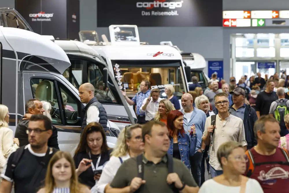 Zur CARAVAN SALON 2025 Halbzeit