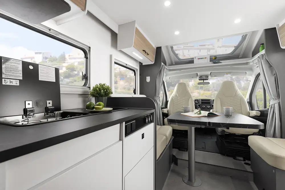 Etrusco_T6.9SBC_Interior