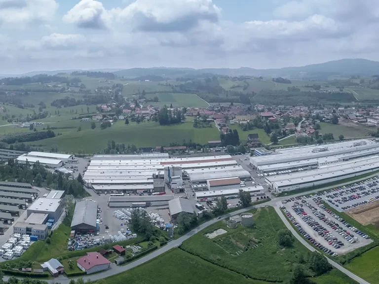 Finanznachrichten - Drittes Quartal: Knaus Tabbert senkt Bestände