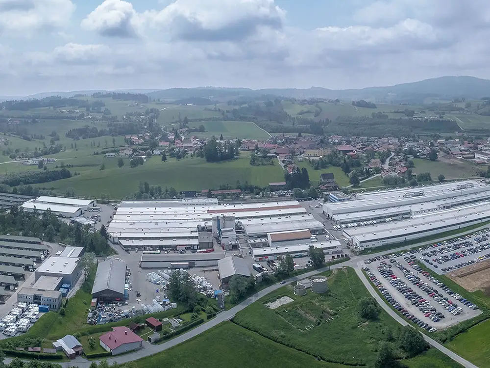 Finanznachrichten - Drittes Quartal: Knaus Tabbert senkt Bestände