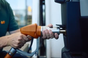 Befuellung von Tankflaschen an Autogastankstellen